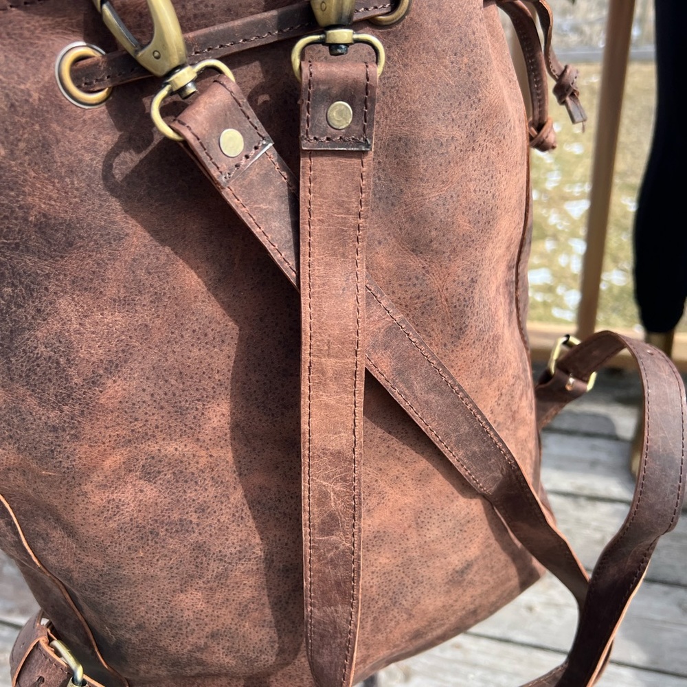 SALE BOHO CHIC Genuine brown buffalo leather bag backpack flap tassel New - Picture 9 of 12